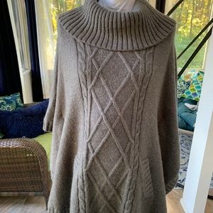 A Pea in a Pod Poncho Type Sweater